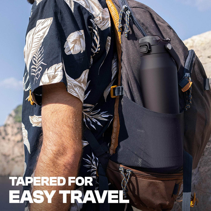 Bottle 32oz Michigan Wolverines Skin + Bundle